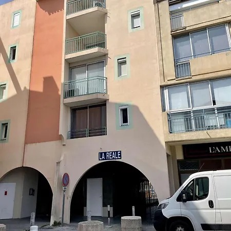 2p / Cabine, Proche Plage, Parking Privatif - Fr-1-225-59 Appartement *